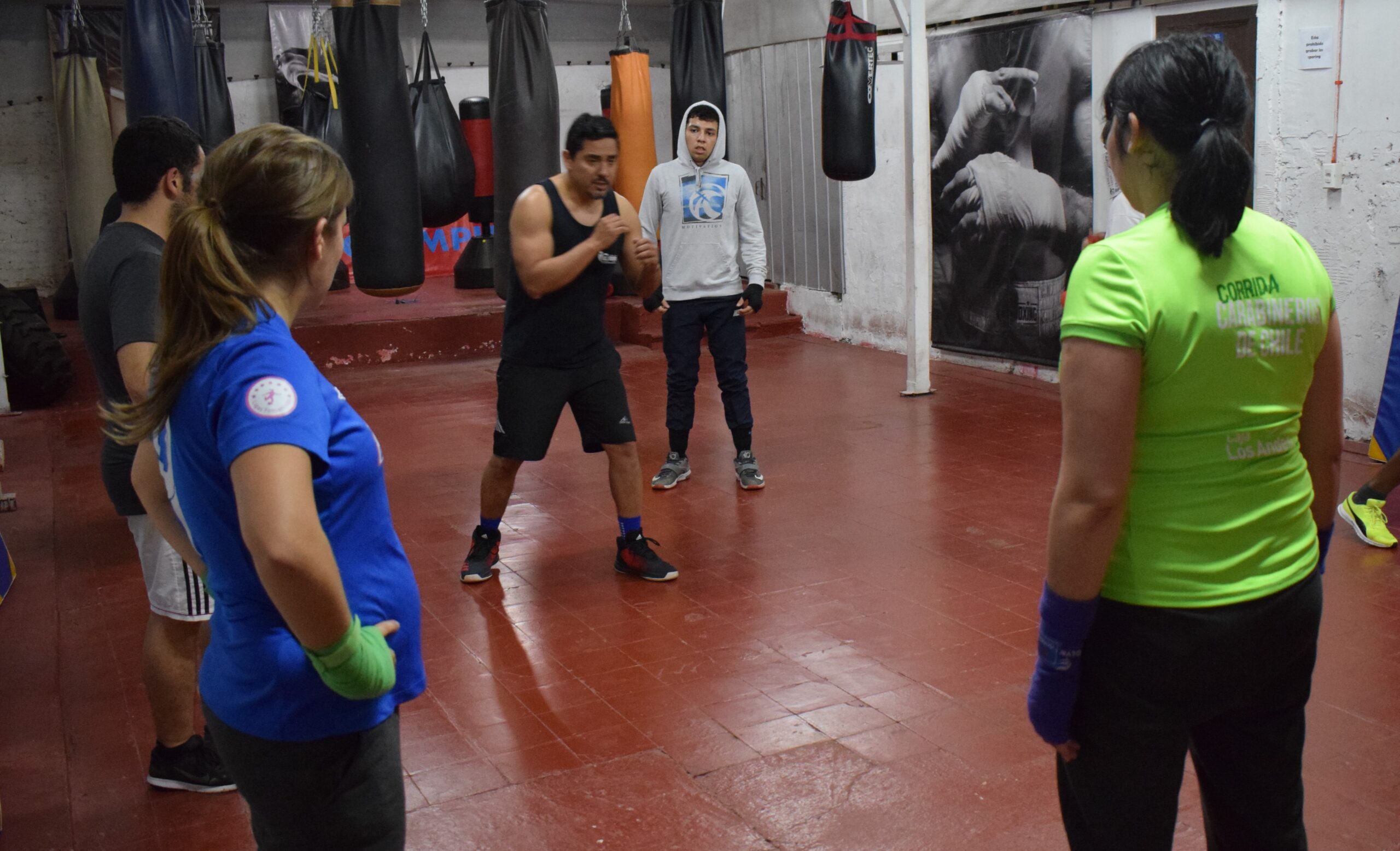 Por los Clubes de box:  Gimnasio All Boxing