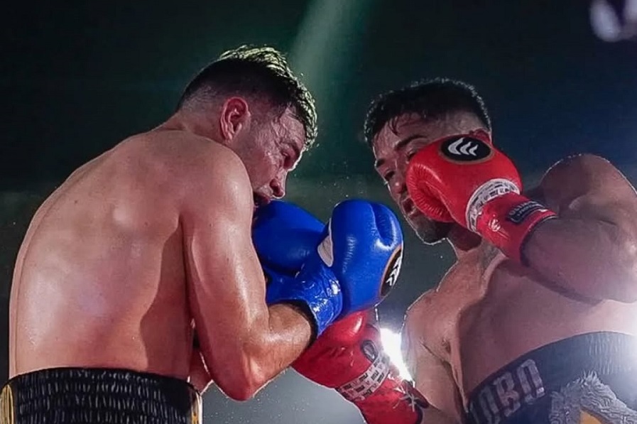Sebastián "Lobo" Fontanilla se convierte en nuevo campeón chileno Superwelter